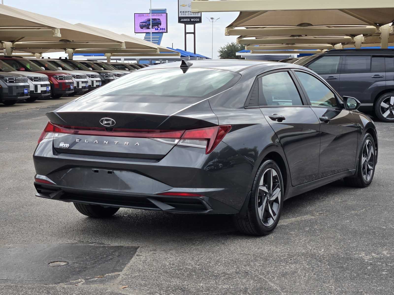 2023 Hyundai ELANTRA SEL