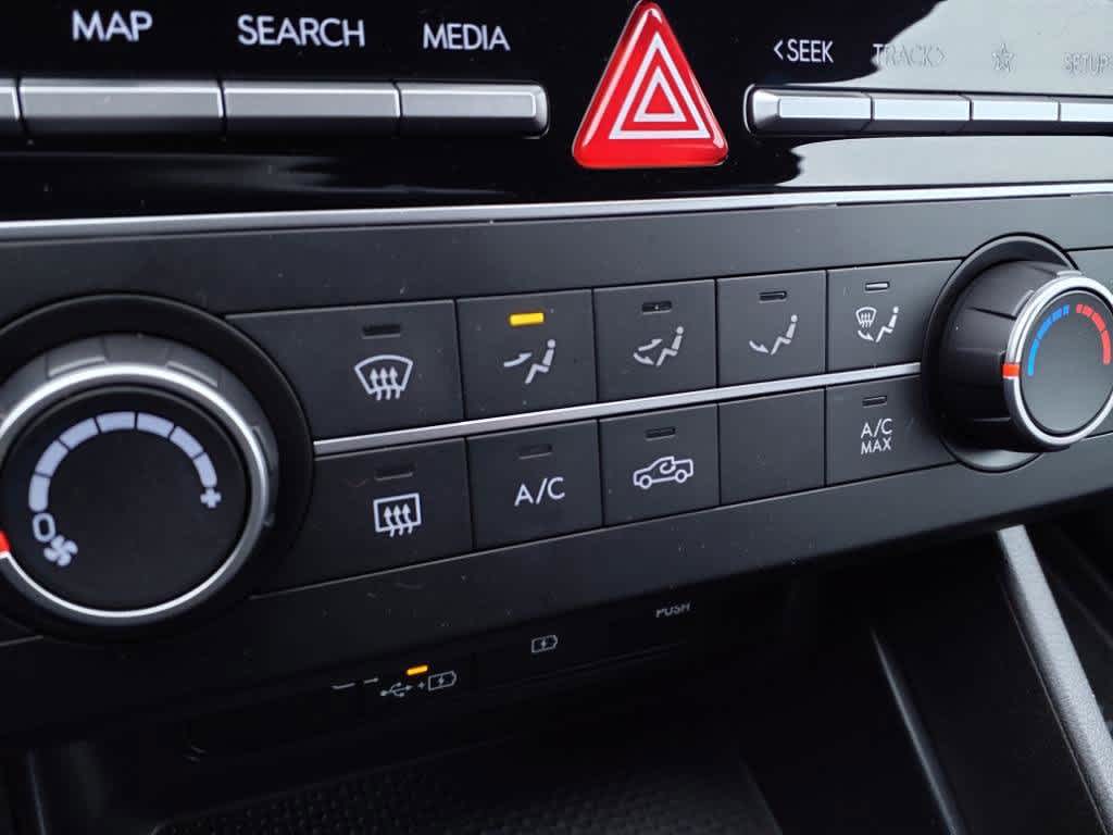 2025 Hyundai SANTA CRUZ SE