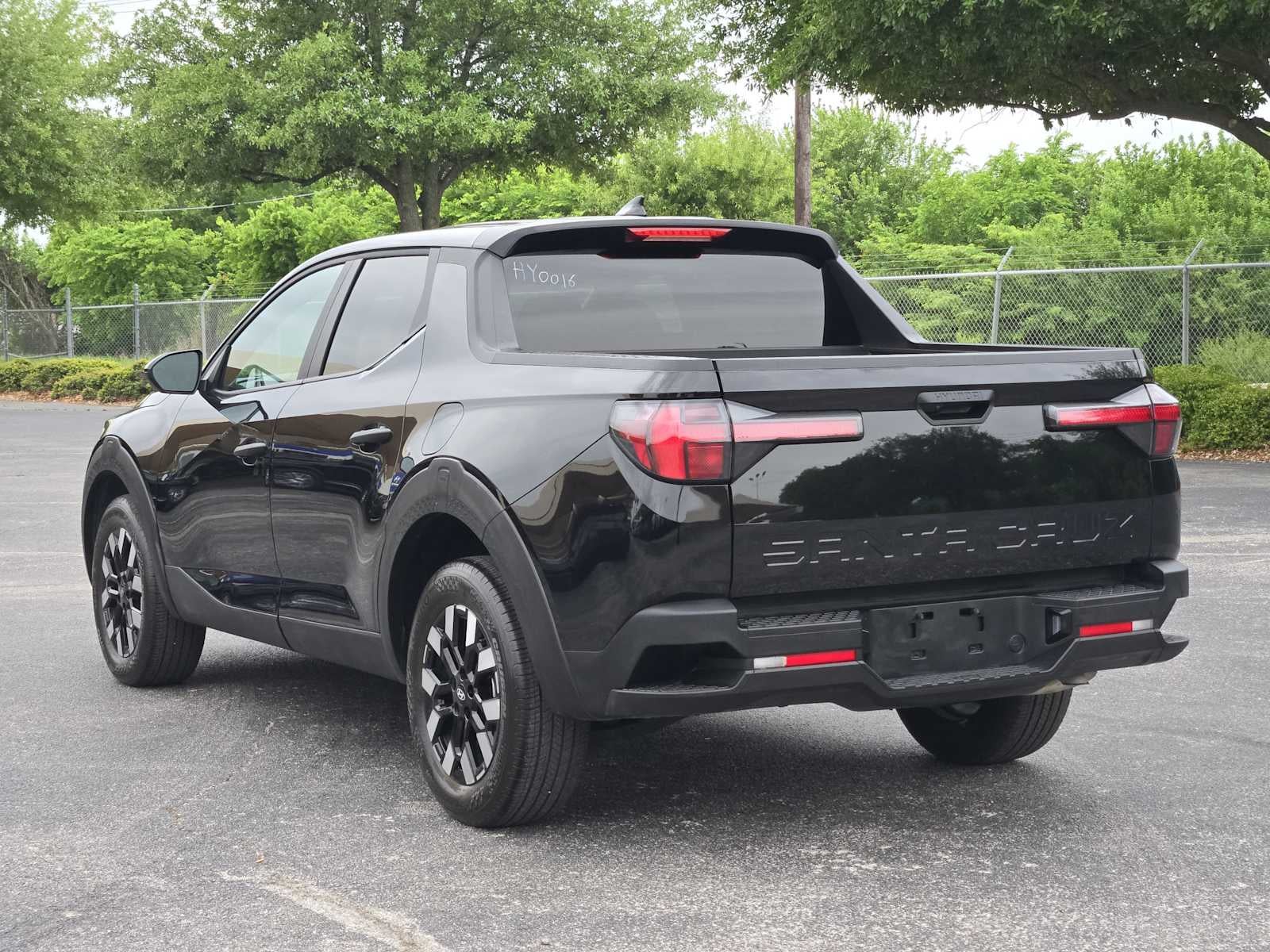 2025 Hyundai SANTA CRUZ SE