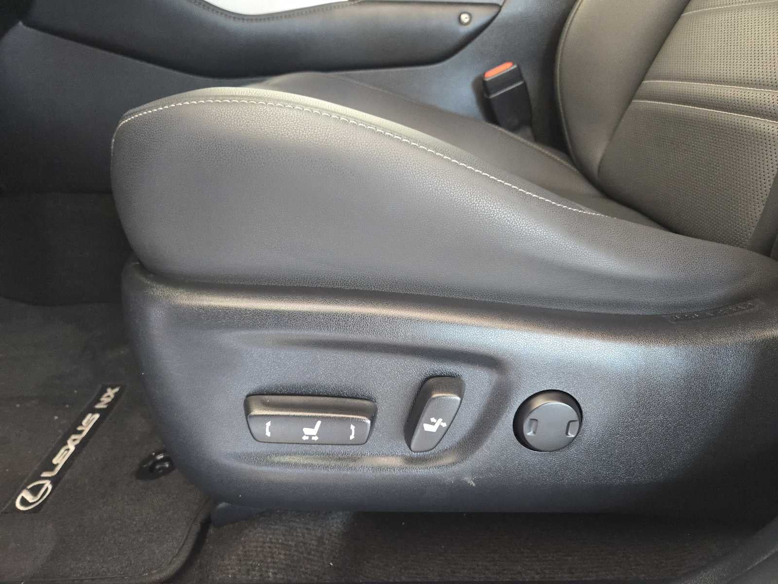 2021 Lexus NX 300h NX 300h