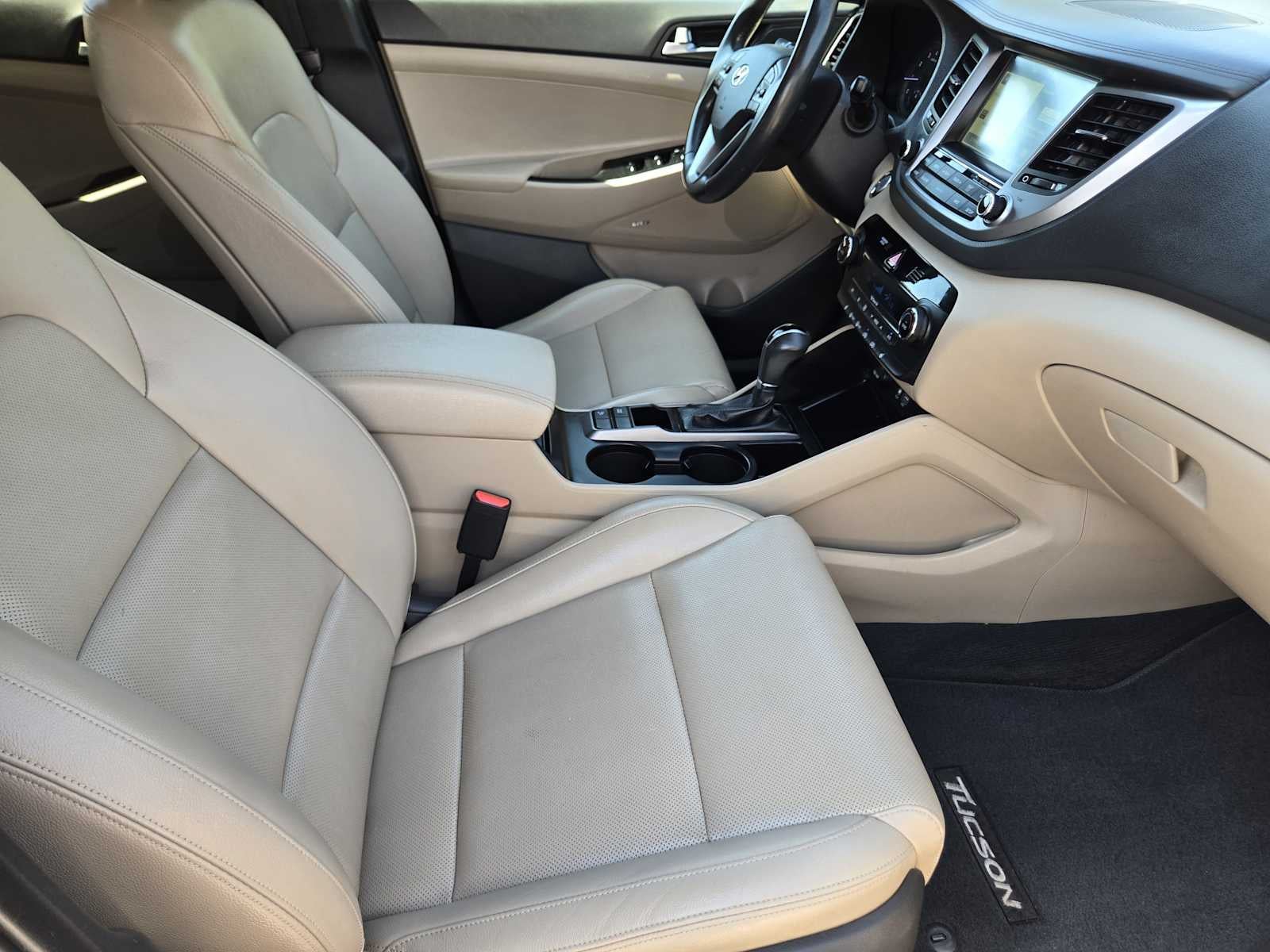 2017 Hyundai TUCSON SE Plus