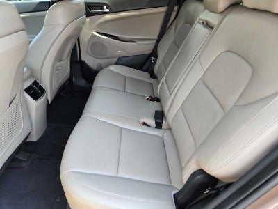 2017 Hyundai TUCSON SE Plus