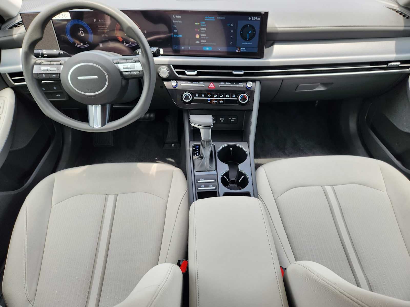 2025 Hyundai SONATA SE