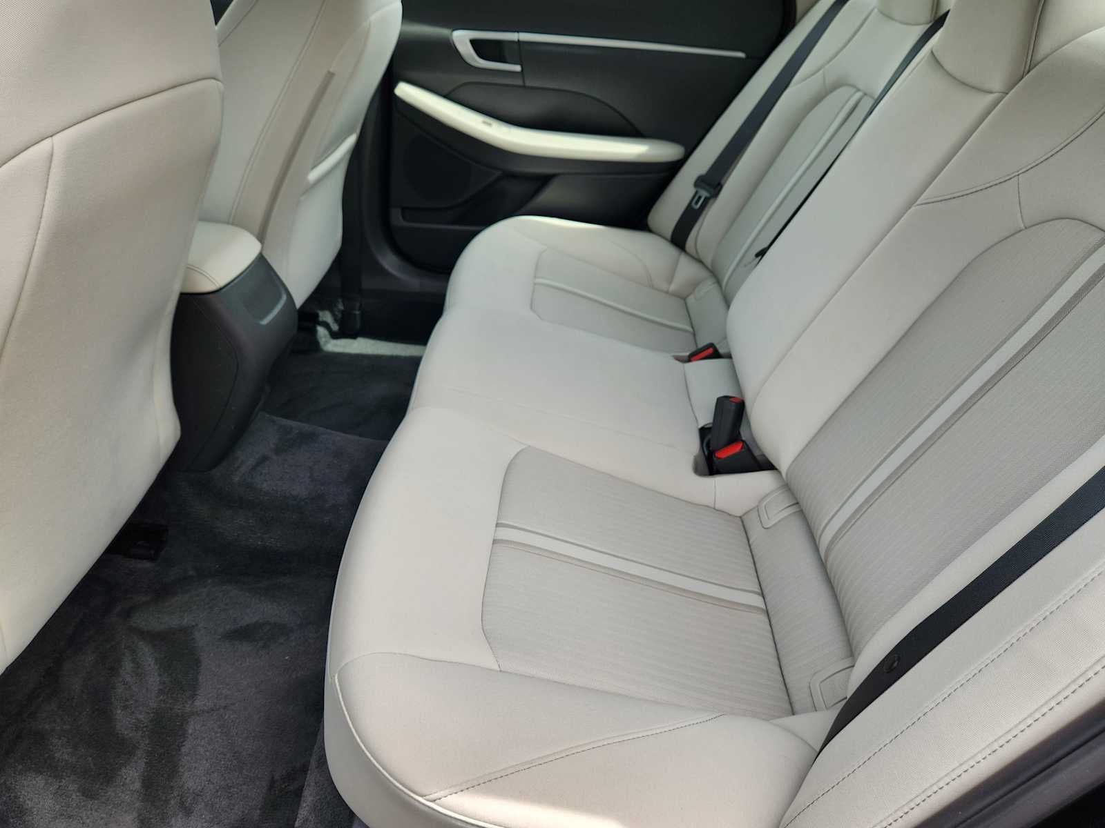 2025 Hyundai SONATA SE