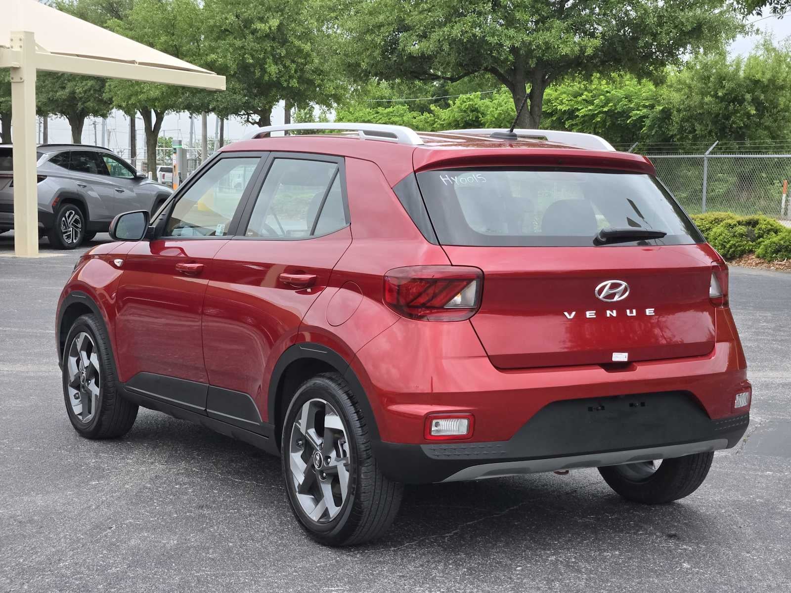 2025 Hyundai VENUE Limited