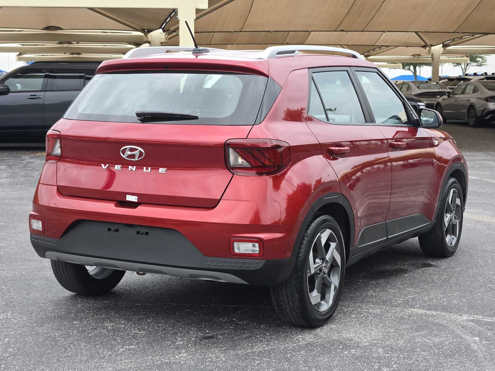 2025 Hyundai VENUE Limited