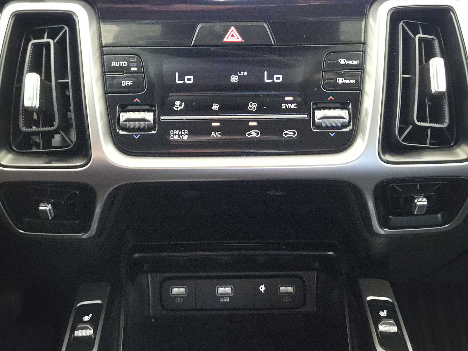 2023 Kia Sorento Hybrid EX