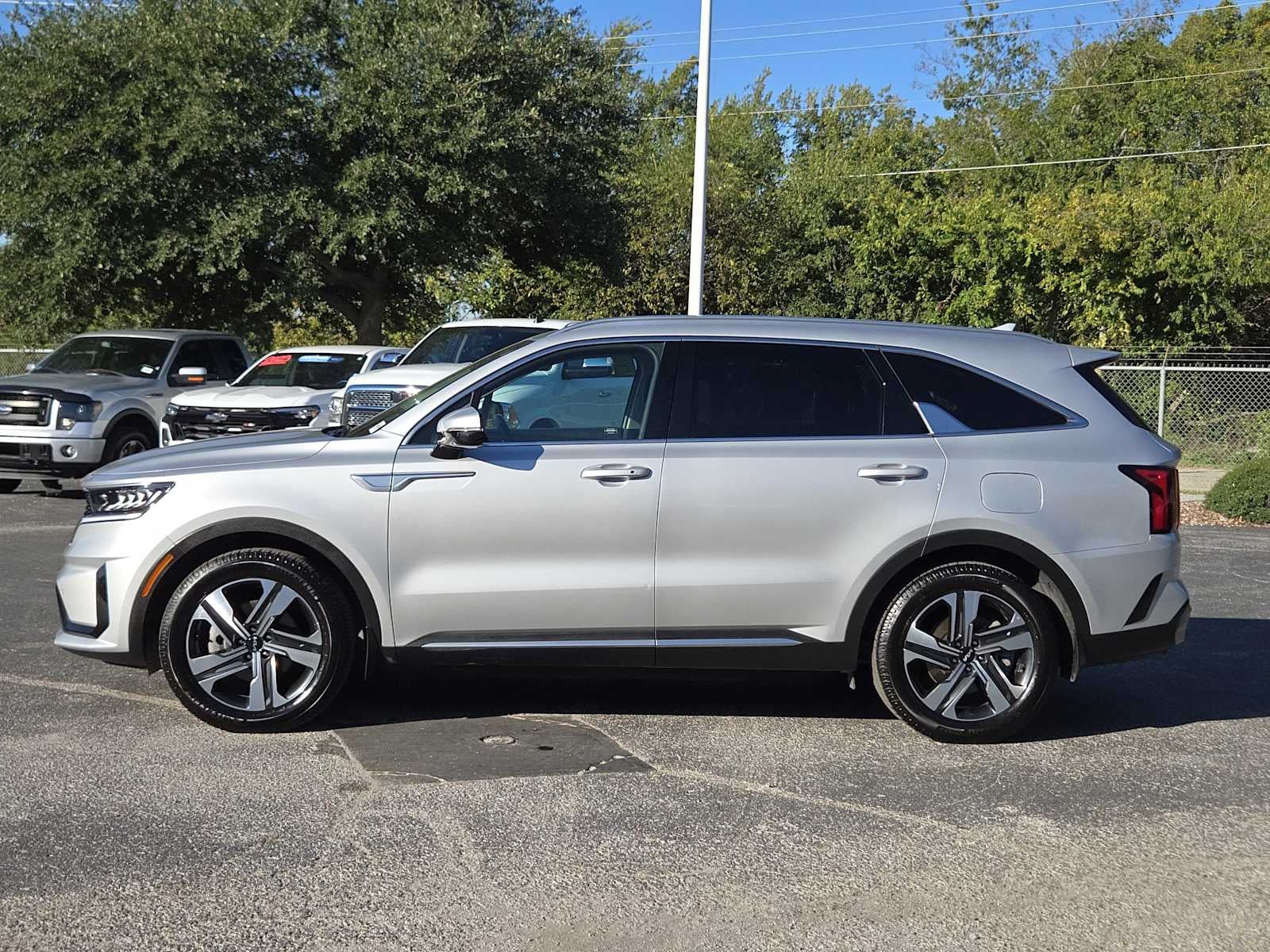 2023 Kia Sorento Hybrid EX