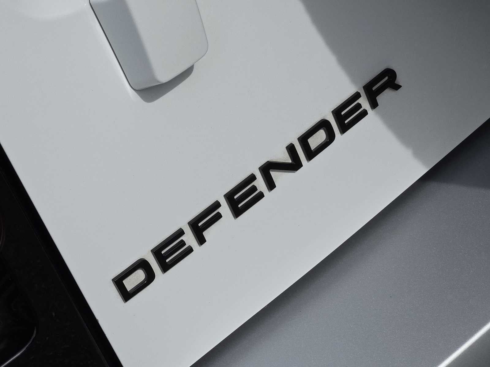 2024 Land Rover Defender S