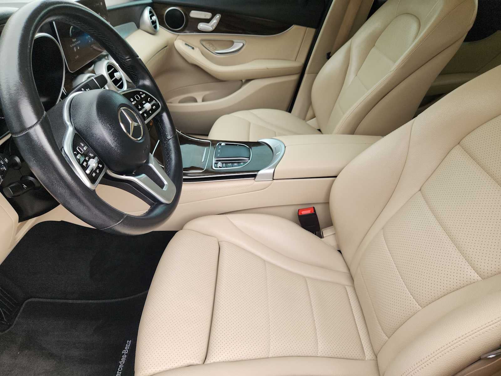 2021 Mercedes-Benz GLC 300 GLC 300