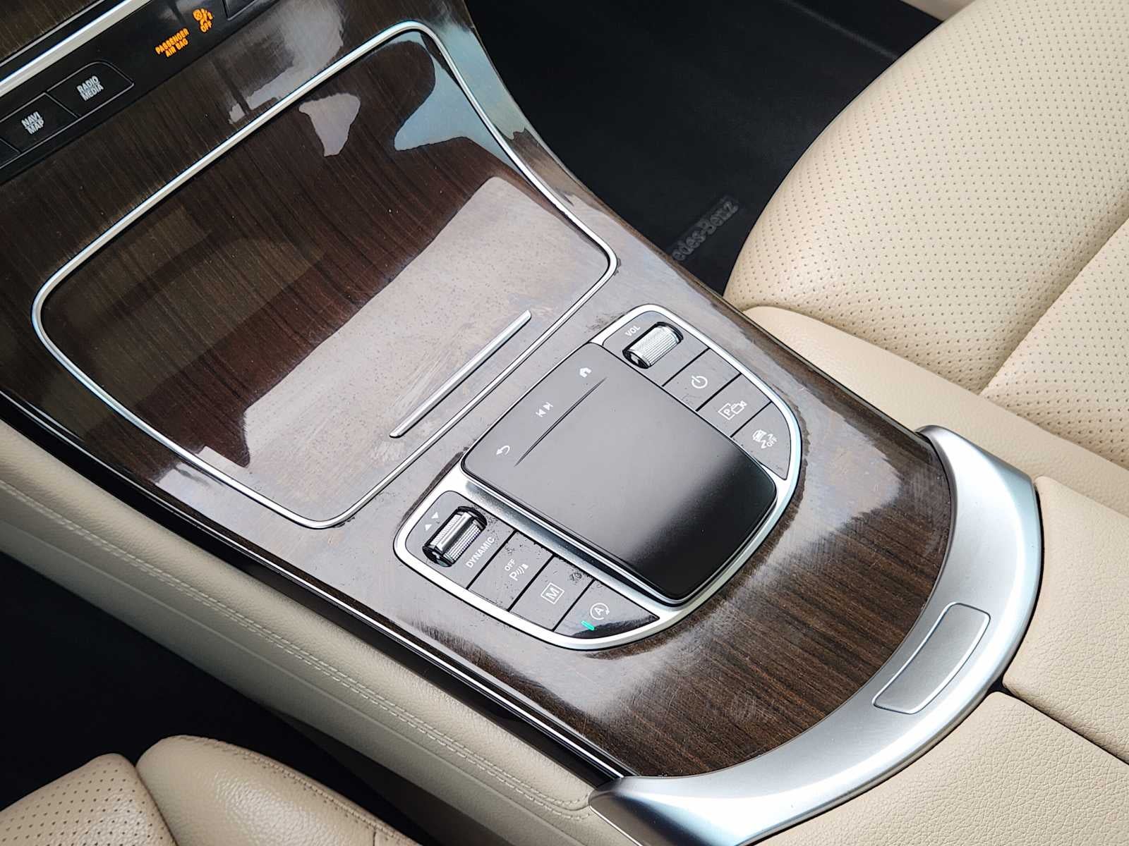 2021 Mercedes-Benz GLC 300 GLC 300