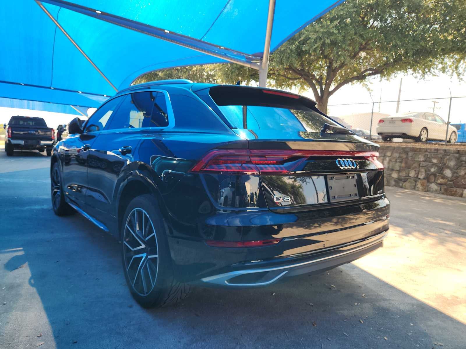 2022 Audi Q8 Premium