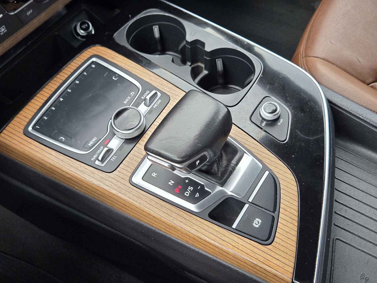 2017 Audi Q7 Premium Plus