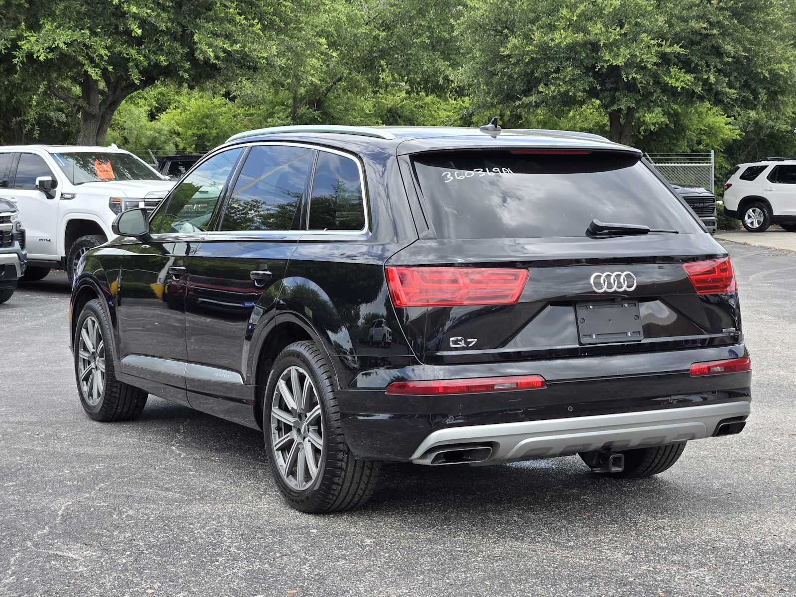 2017 Audi Q7 Premium Plus