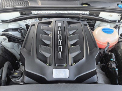 2018 Porsche Macan S