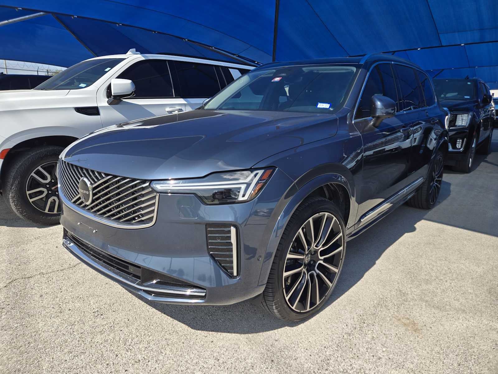 2025 Volvo XC90 Plus