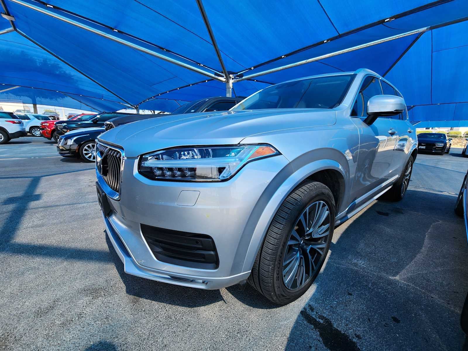 2021 Volvo XC90 Momentum