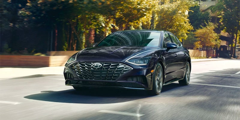 2024 Hyundai Sonata Hybrid front view